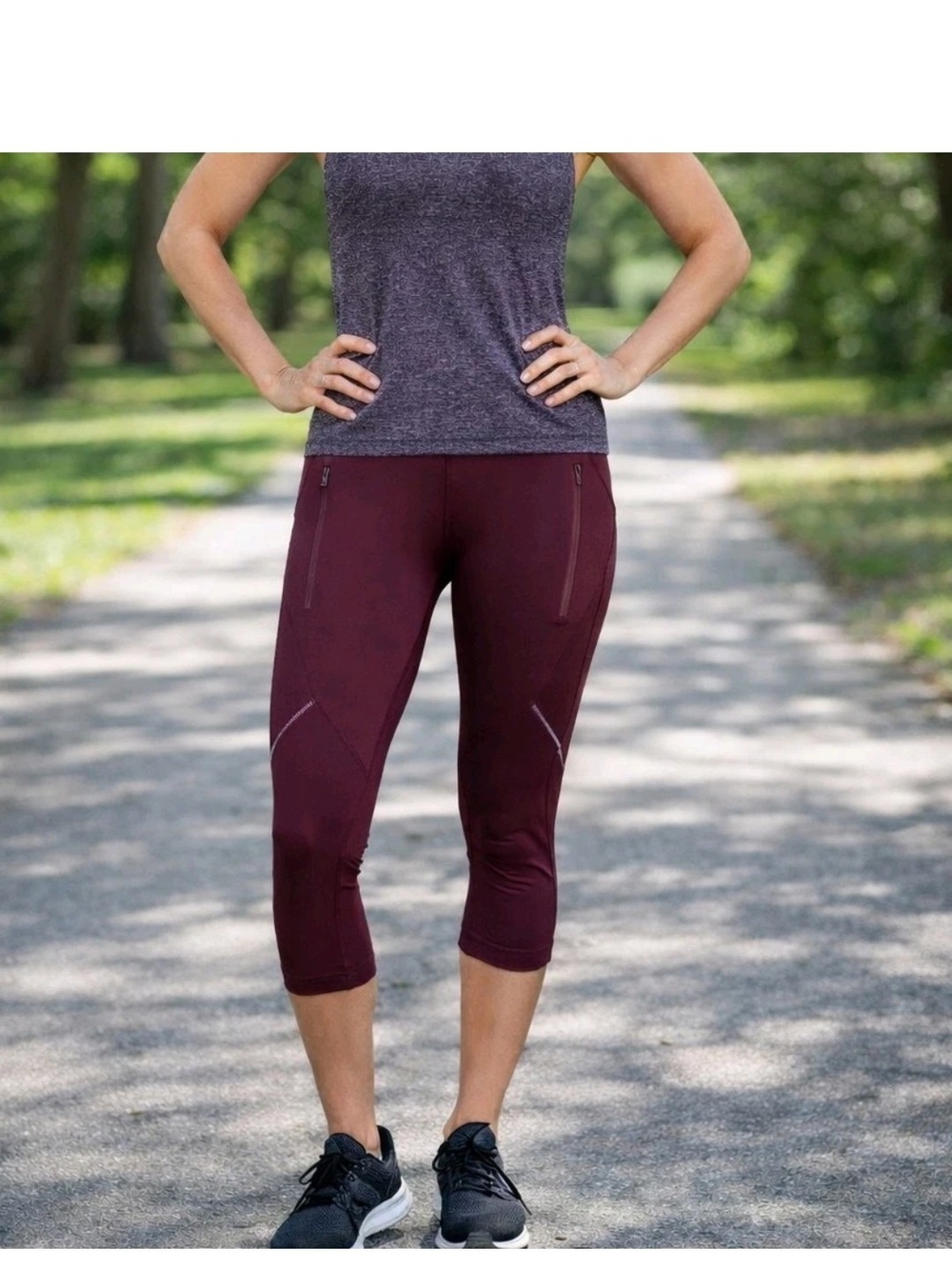 Xersion Maroon Athletic Capri Leggings XL High-rise Fitted 2 Zip Pockets Mesh
